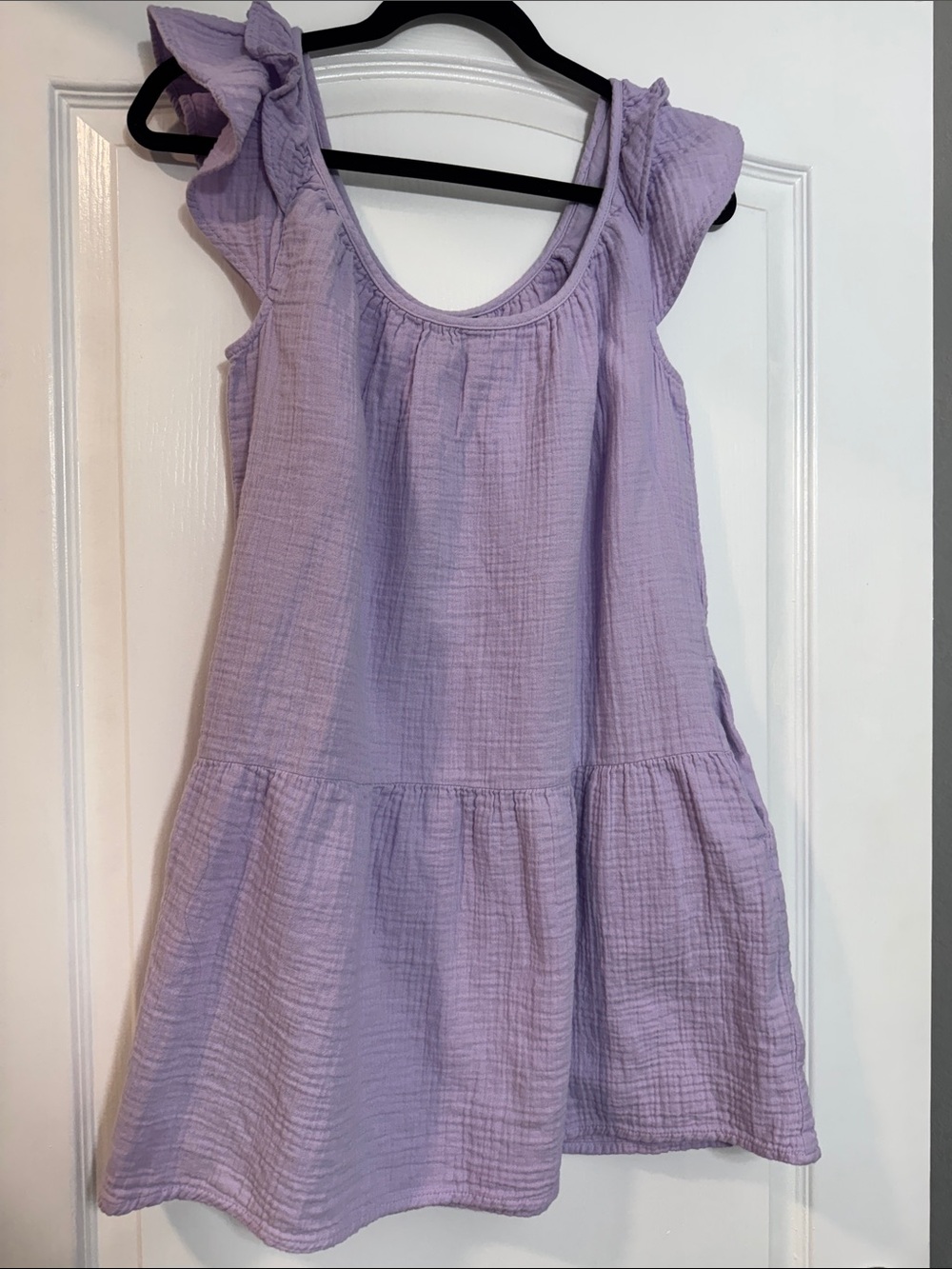 GAP Lilac Ruffle Sleeve Dress with pockets!